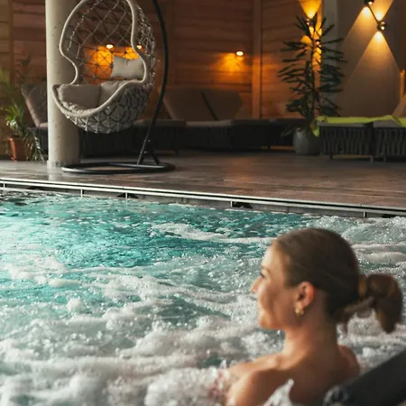 Alpinhotel Berghaus Hotel 4*