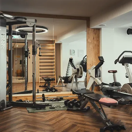 호텔 Alpinhotel Berghaus 턱스