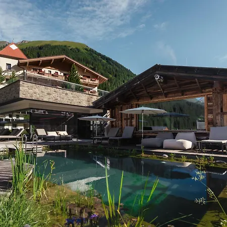 Alpinhotel Berghaus