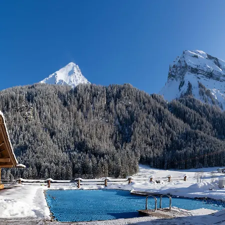 Alpinhotel Berghaus Hotel Tux