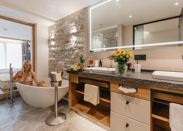 Alpinhotel Berghaus 4*