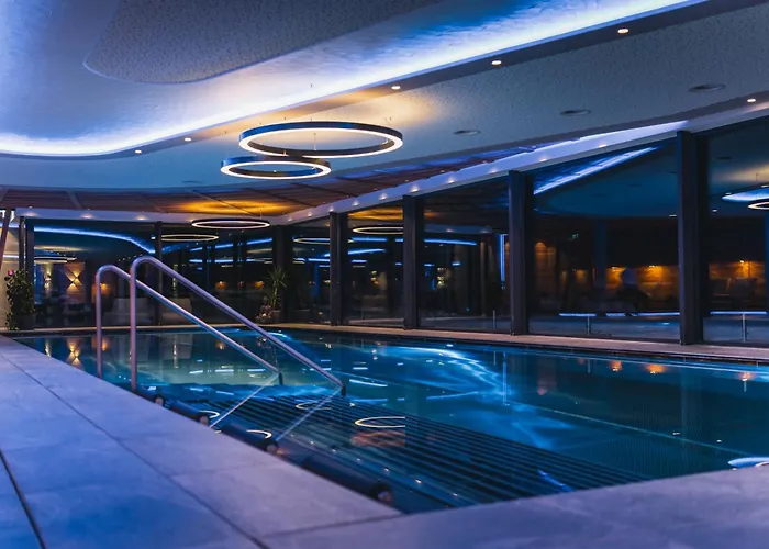 Alpinhotel Berghaus 4* Tux