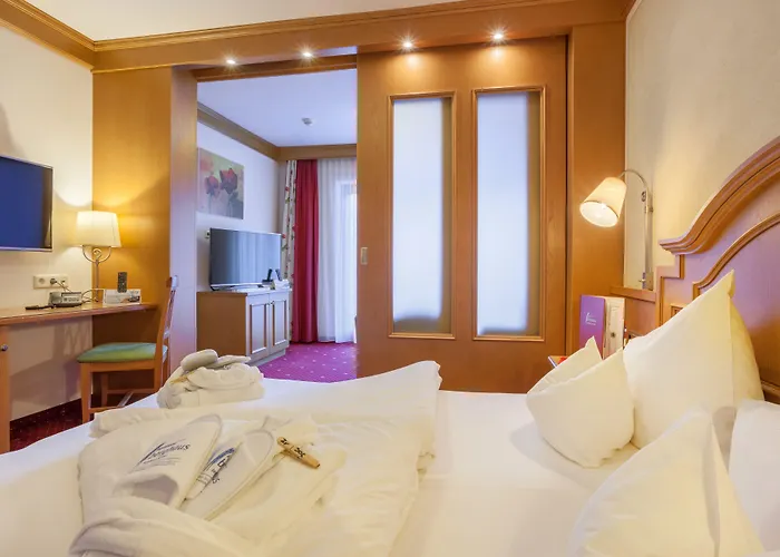 Hotel Alpinhotel Berghaus 4*