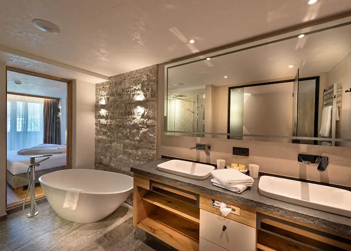 Hotel Alpinhotel Berghaus