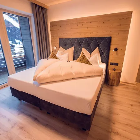 ホテル Alpinhotel Berghaus