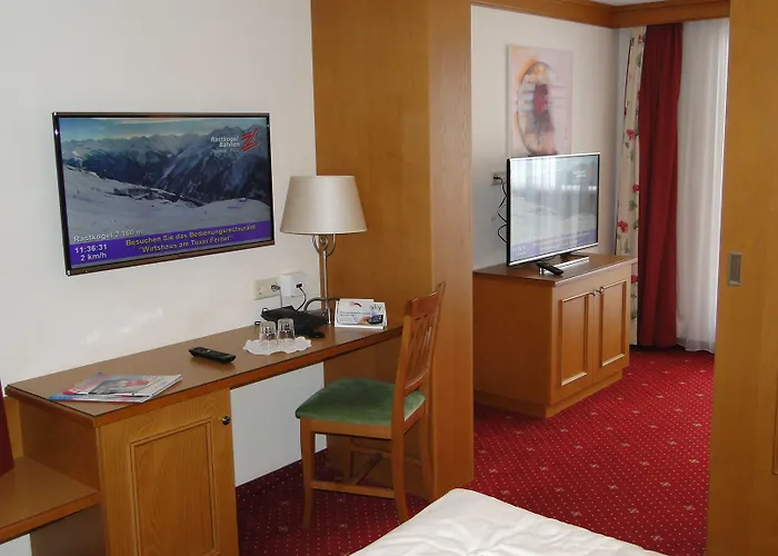 Alpinhotel Berghaus 4*