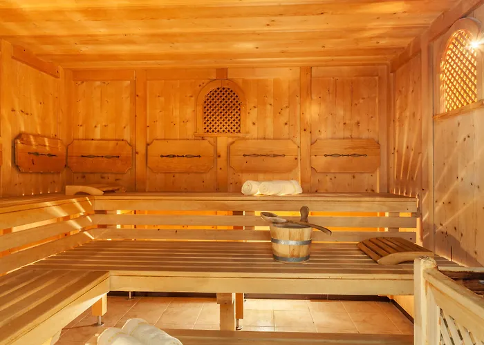 Alpinhotel Berghaus Hotell