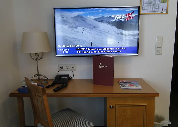 Alpinhotel Berghaus Hotell Tux