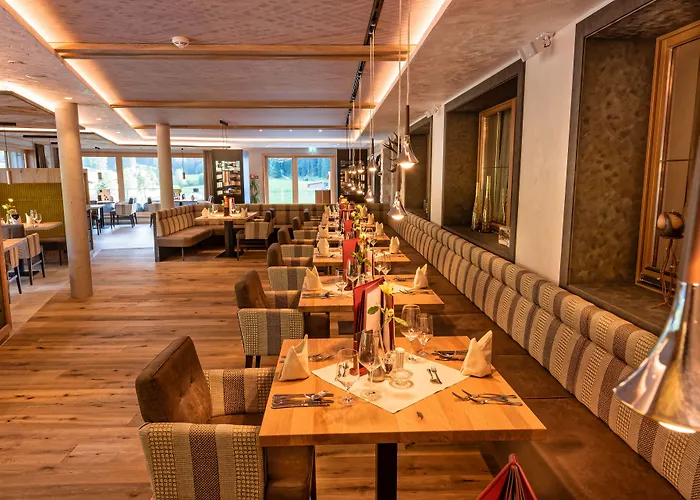 Alpinhotel Berghaus Hotell Tux